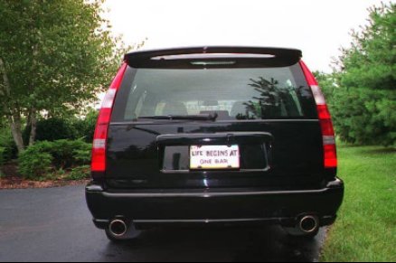 For those who don't know, the US market AWD V70 listed above came with a 